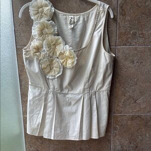 Anthropologie Floreat Creamy 3D Rosette Peplum Top Sz 10 Smocked Back Imperfect